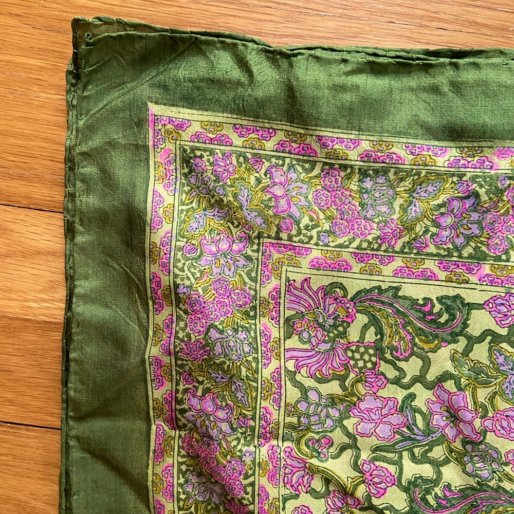 Silk Scarf in Slub Silk